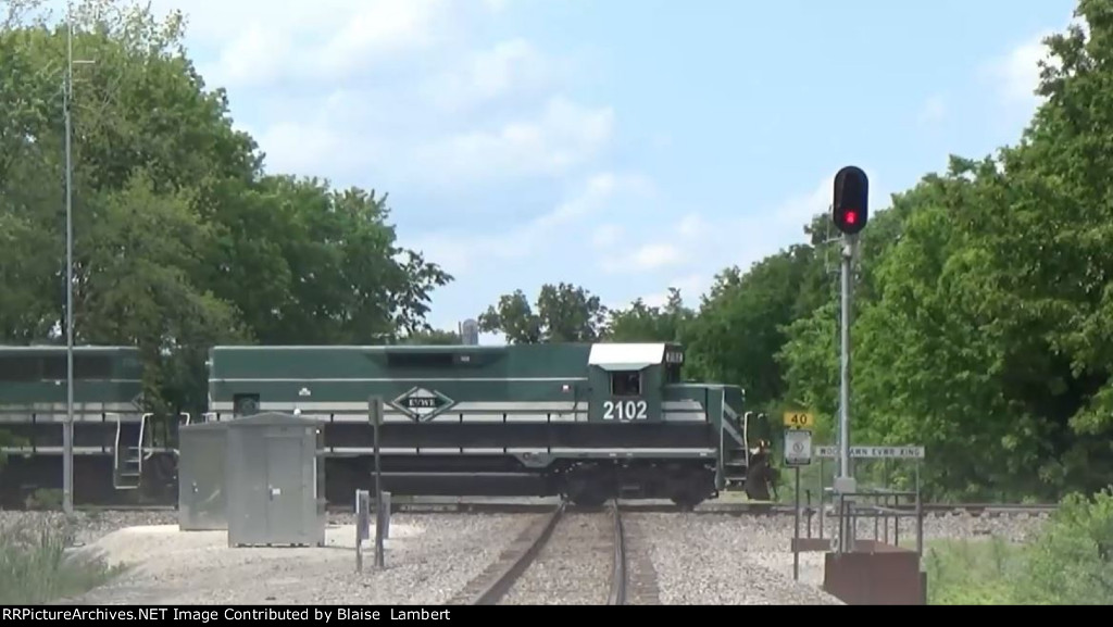 EVWR crossing the BNSF diamond